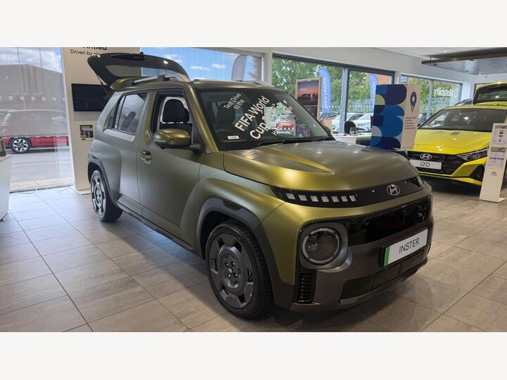 Hyundai INSTER Long Range 49kWh Cross Auto 5dr