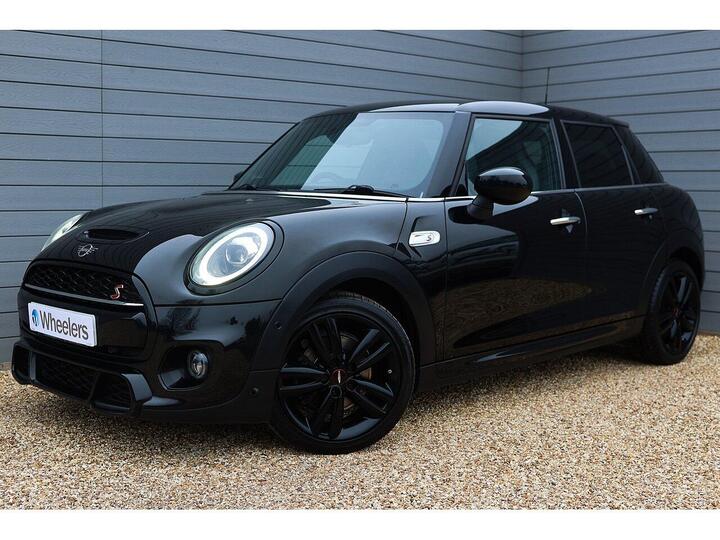 MINI Hatch 2.0 Cooper S Sport Steptronic Euro 6 (s/s) 5dr