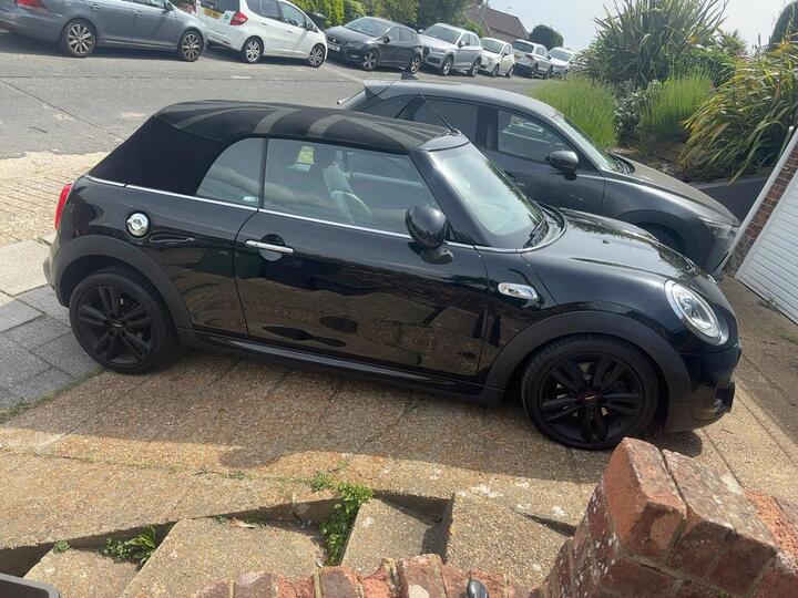 MINI Convertible 2.0 Cooper S Euro 6 (s/s) 2dr