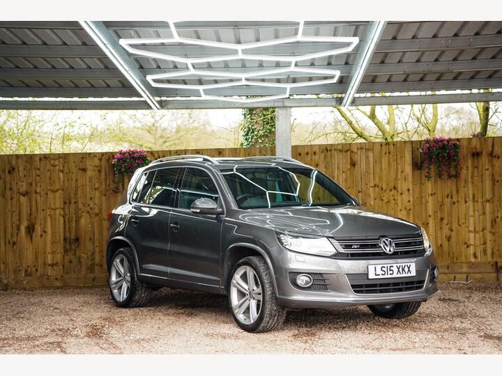 Volkswagen TIGUAN 2.0 TSI R-Line DSG 4WD Euro 5 5dr (Nav)