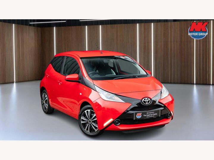Toyota AYGO 1.0 VVT-i X-play Euro 6 5dr