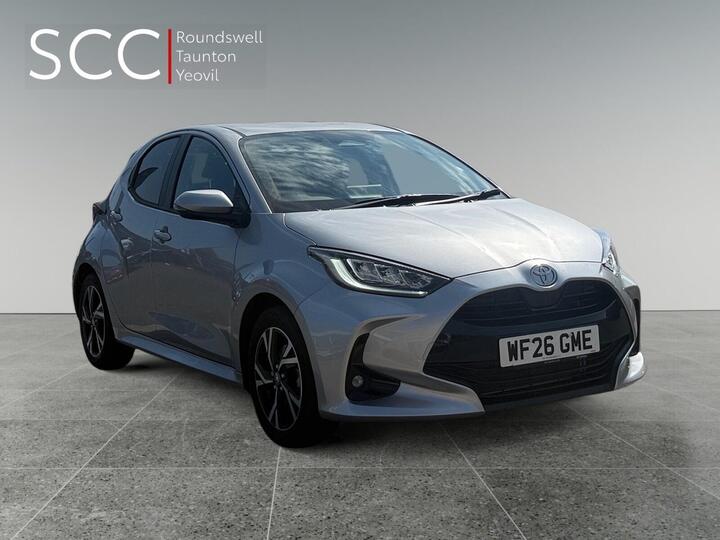 Toyota Yaris 1.5 VVT-h Design E-CVT Euro 6 (s/s) 5dr