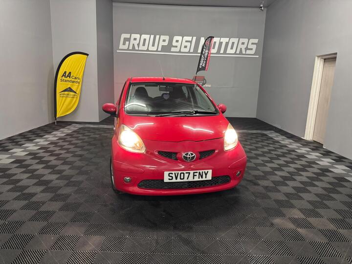 Toyota AYGO 1.0 VVT-i Sport Euro 4 5dr Toyota AYGO 1.0 VVT-i Sport Euro 4 5dr