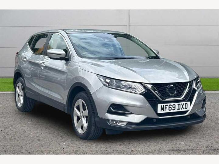 Nissan Qashqai 1.3 DIG-T Acenta Premium Euro 6 (s/s) 5dr