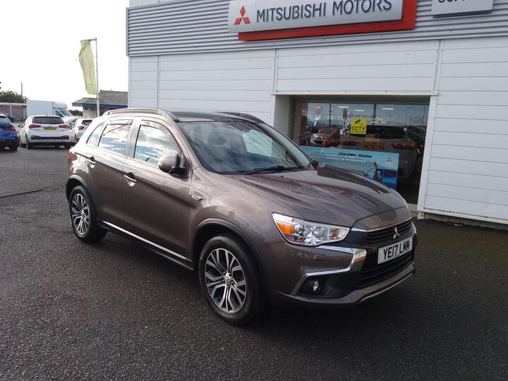 Mitsubishi ASX 2.2 DI-D 4 Auto 4WD Euro 6 5dr Mitsubishi ASX 2.2 DI-D 4 Auto 4WD Euro 6 5dr