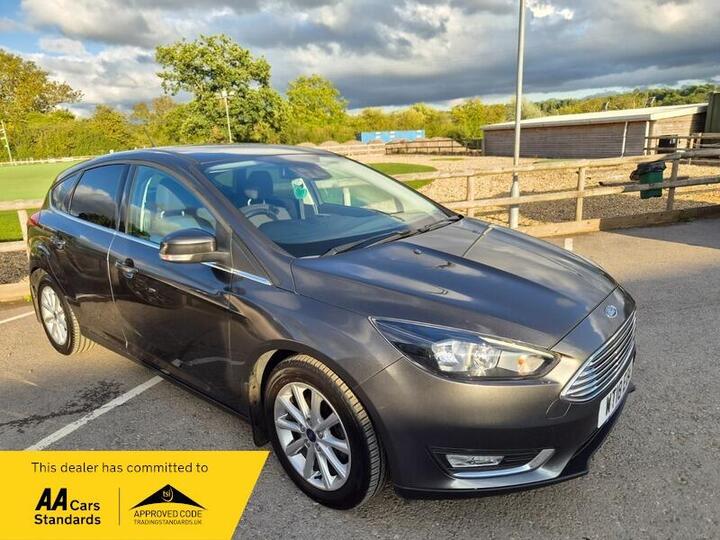 Ford Focus 1.0T EcoBoost Titanium Auto Euro 6 (s/s) 5dr