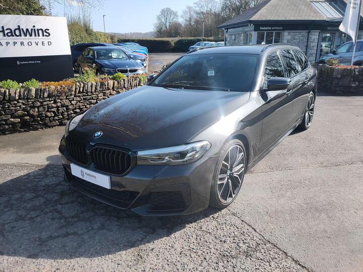 BMW 5 Series 2.0 520d MHT M Sport Touring Steptronic Euro 6 (s/s) 5dr BMW 5 Series 2.0 520d MHT M Sport Touring Steptronic Euro 6 (s/s) 5dr