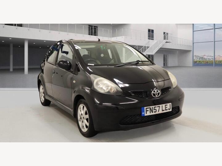 Toyota AYGO 1.0 VVT-i Black Euro 4 5dr