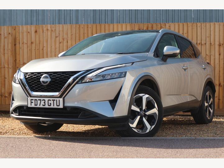 Nissan Qashqai 1.3 DIG-T MHEV N-Connecta XTRON Euro 6 (s/s) 5dr