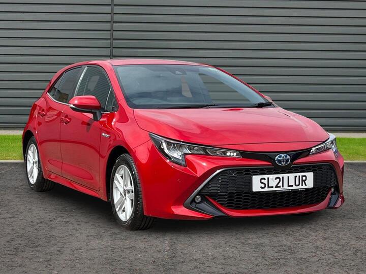 Toyota Corolla Hatchback 1.8 VVT-h Icon Tech CVT Euro 6 (s/s) 5dr