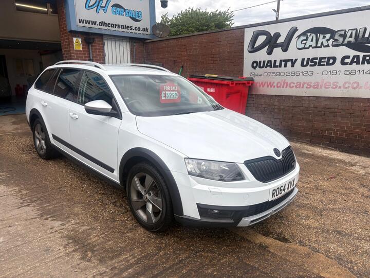 Skoda Octavia 2.0 TDI Scout DSG 4WD Euro 6 (s/s) 5dr Skoda Octavia 2.0 TDI Scout DSG 4WD Euro 6 (s/s) 5dr