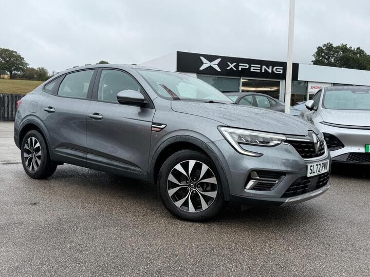 Renault Arkana 1.6 E-TECH Iconic Auto 2WD Euro 6 (s/s) 5dr
