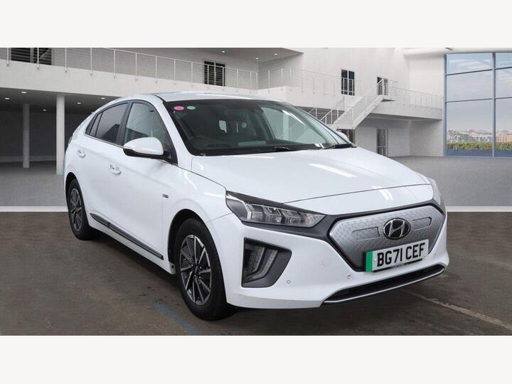 Hyundai IONIQ 38.3kWh Premium SE Auto 5dr Hyundai IONIQ 38.3kWh Premium SE Auto 5dr