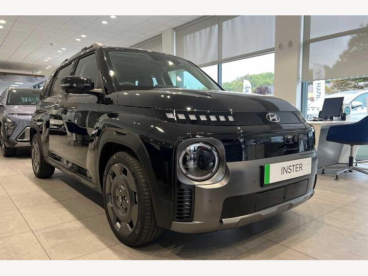 Hyundai Inster Long Range 49kWh Cross Auto 5dr Hyundai Inster Long Range 49kWh Cross Auto 5dr