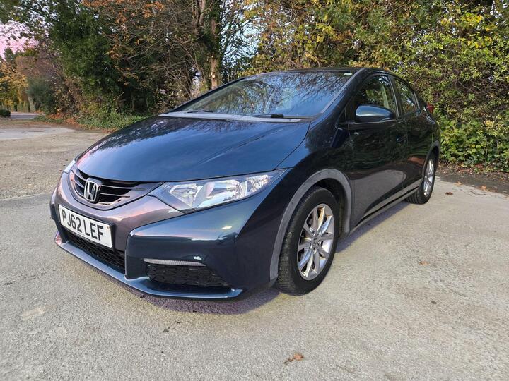 Honda Civic 1.8 I-VTEC SE Euro 5 (s/s) 5dr Honda Civic 1.8 I-VTEC SE Euro 5 (s/s) 5dr