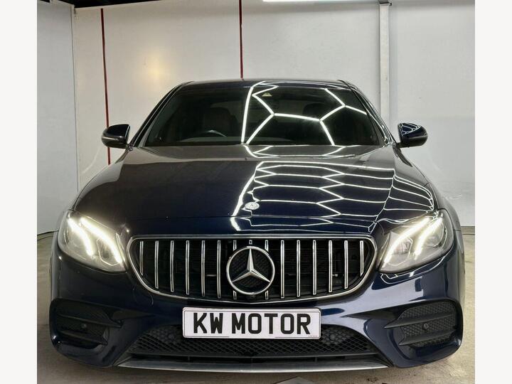 Mercedes-Benz E-CLASS 3.0 E350d V6 AMG Line G-Tronic+ Euro 6 (s/s) 4dr Mercedes-Benz E-CLASS 3.0 E350d V6 AMG Line G-Tronic+ Euro 6 (s/s) 4dr