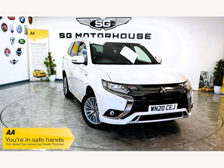 Mitsubishi OUTLANDER 2.4h TwinMotor 13.8kWh Dynamic Safety CVT 4WD Euro 6 (s/s) 5dr Mitsubishi OUTLANDER 2.4h TwinMotor 13.8kWh Dynamic Safety CVT 4WD Euro 6 (s/s) 5dr