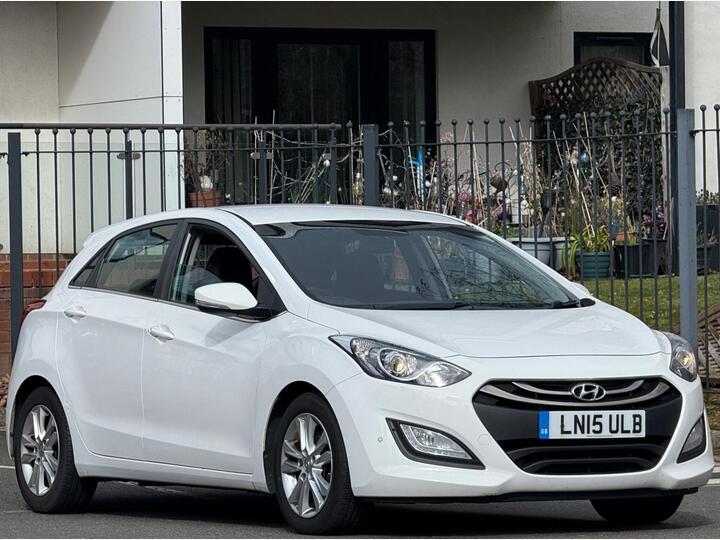 Hyundai I30 1.6 CRDi Blue Drive Style Nav Euro 5 (s/s) 5dr