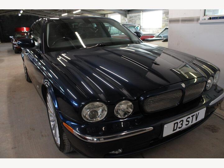 Jaguar XJR 4.2 V8 4dr
