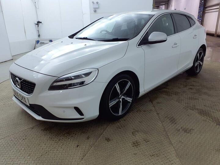 Volvo V40 2.0 T2 R-Design Euro 6 (s/s) 5dr