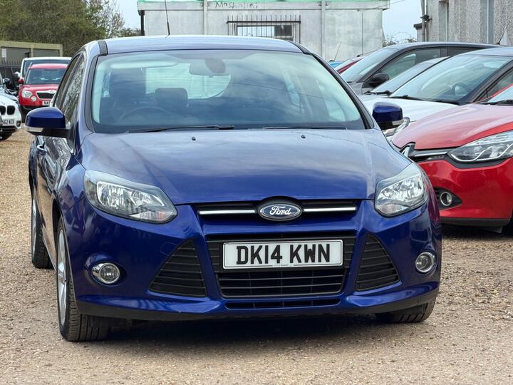 Ford Focus 1.6 TDCi ECOnetic Zetec Euro 5 (s/s) 5dr