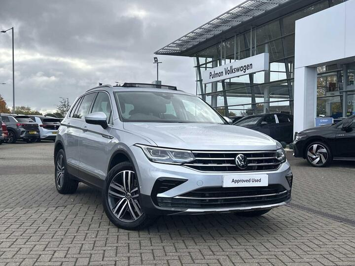 Volkswagen Tiguan 2.0 TDI Elegance DSG 4Motion Euro 6 (s/s) 5dr