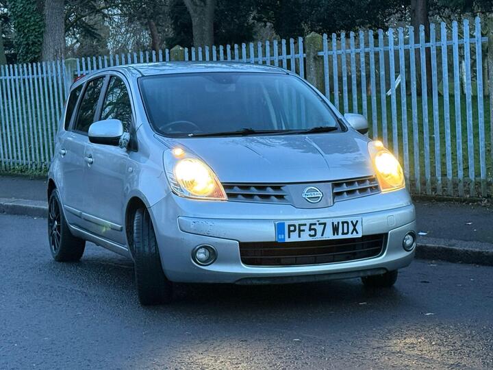 Nissan Note 1.6 16V Tekna Auto Euro 4 5dr