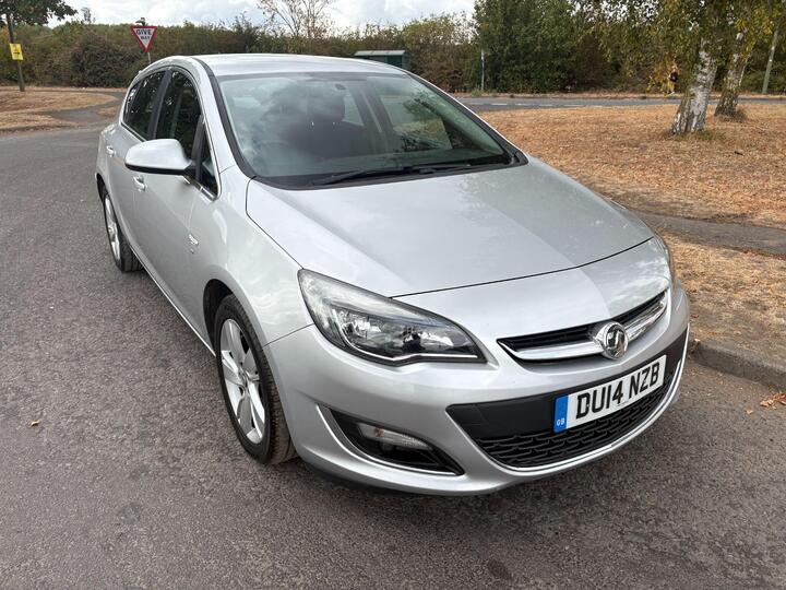 Vauxhall Astra 1.4T 16v SRi Euro 5 5dr
