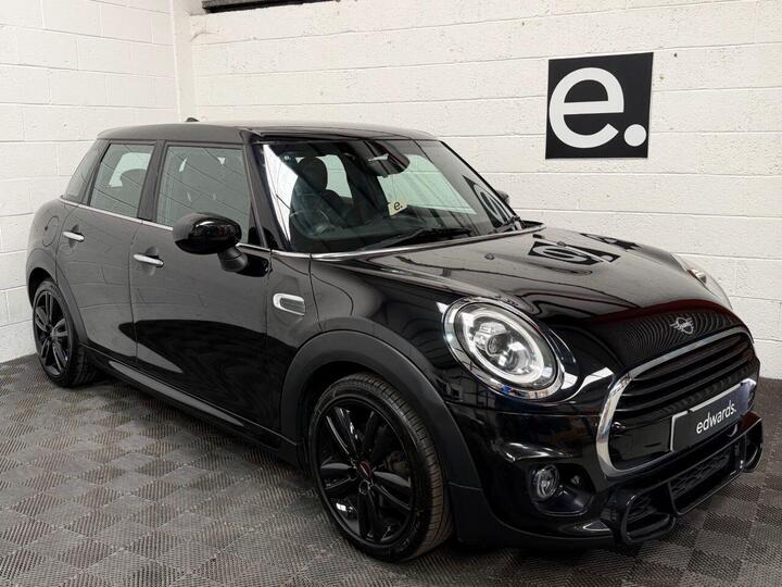 MINI HATCH 1.5 Cooper Sport Euro 6 (s/s) 5dr