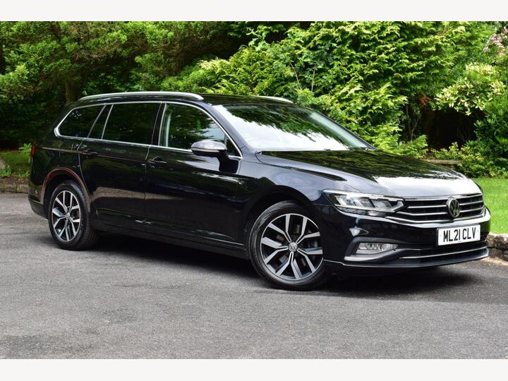 Volkswagen PASSAT 1.6 TDI SEL DSG Euro 6 (s/s) 5dr Volkswagen PASSAT 1.6 TDI SEL DSG Euro 6 (s/s) 5dr