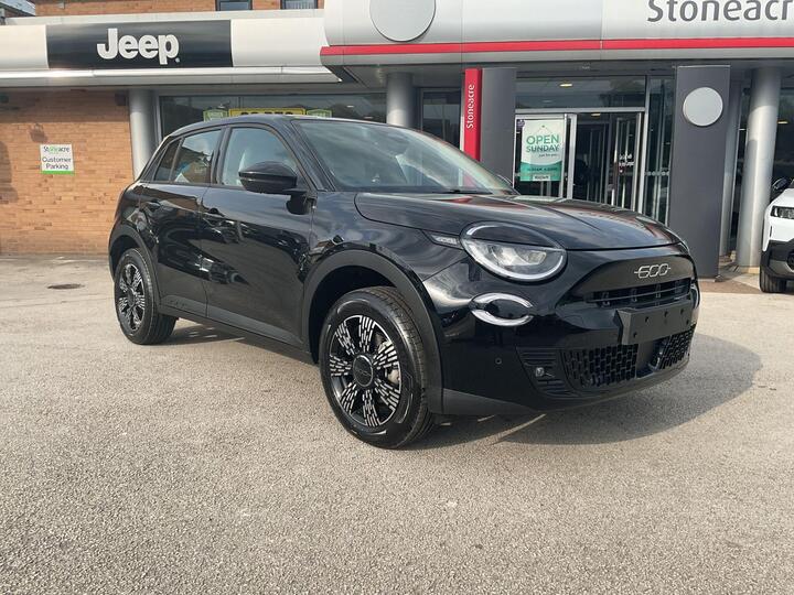 Fiat 600 Ice 1.2 MHEV Icon E-DCT Euro 6 (s/s) 5dr