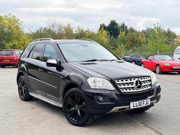 Mercedes-Benz M Class 3.0 ML300 CDI V6 BlueEfficiency Sport Tiptronic 4WD Euro 4 5dr