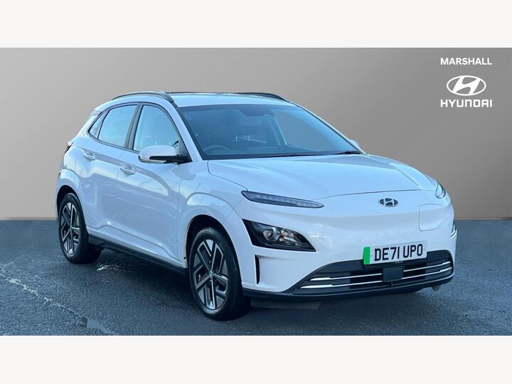 Hyundai KONA 39kWh SE Connect Auto 5dr (10.5kW Charger)