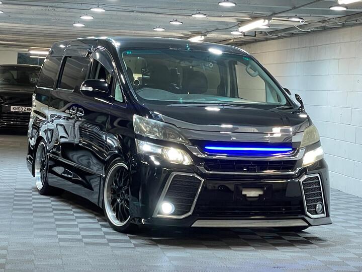 Toyota Vellfire 2.4Z Platinum Selection Auto 7 Seat ULEZ