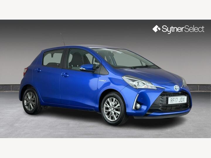 Toyota Yaris 1.5 VVT-h Icon Tech E-CVT Euro 6 (s/s) 5dr