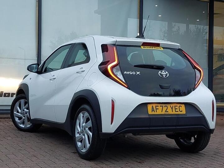 Toyota Aygo X 1.0 VVT-i Pure Euro 6 (s/s) 5dr