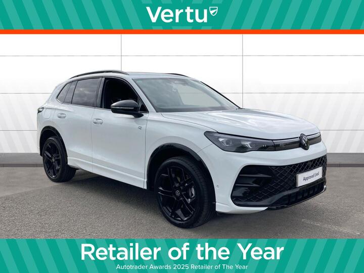 Volkswagen Tiguan 2.0 TSI Black Edition DSG 4Motion Euro 6 (s/s) 5dr Volkswagen Tiguan 2.0 TSI Black Edition DSG 4Motion Euro 6 (s/s) 5dr