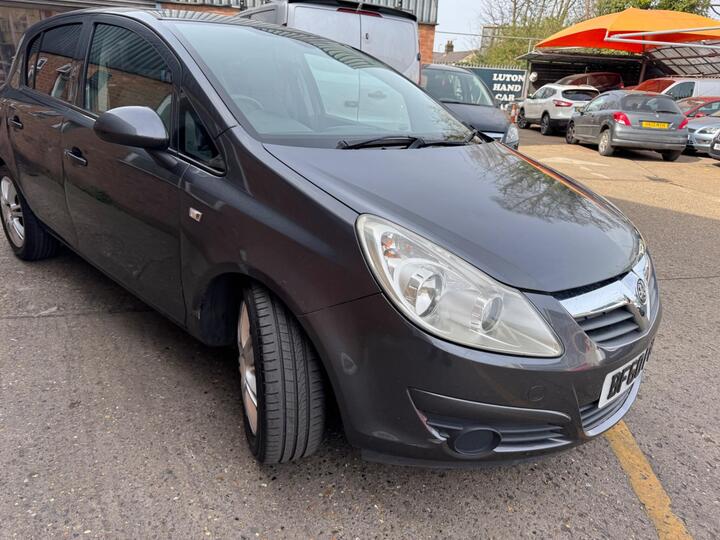 Vauxhall Corsa 1.4i 16v SE 5dr (a/c)