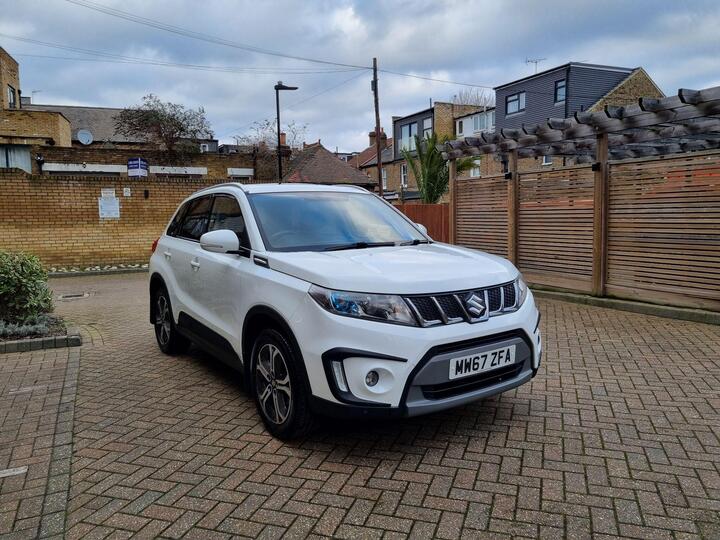 Suzuki Vitara 1.6 SZ5 Euro 6 (s/s) 5dr Suzuki Vitara 1.6 SZ5 Euro 6 (s/s) 5dr