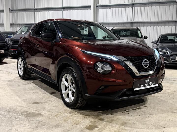 Nissan Juke 1.0 DIG-T N-Connecta DCT Auto Euro 6 (s/s) 5dr