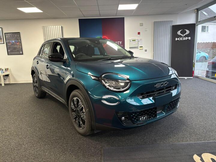 Fiat 600 1.2 MHEV E-DCT Euro 6 (s/s) 5dr