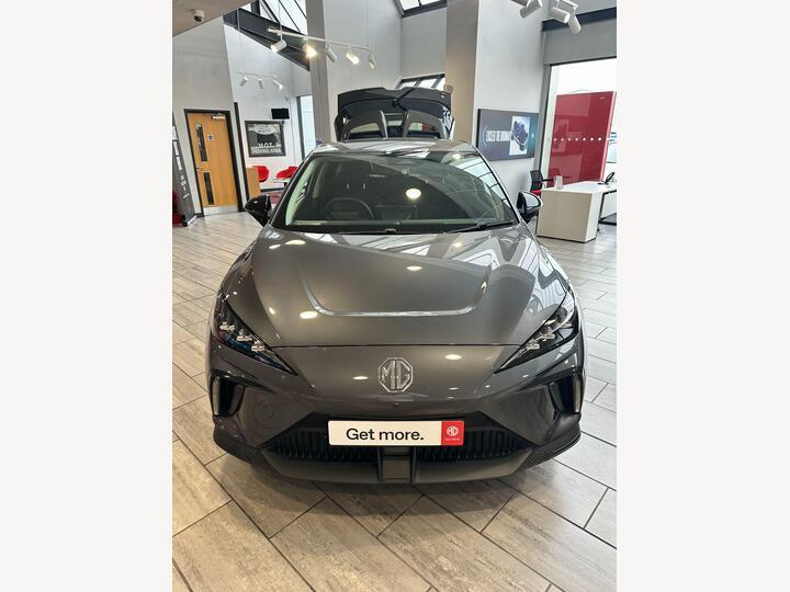 MG MG4 64kWh Trophy Long Range Auto 5dr