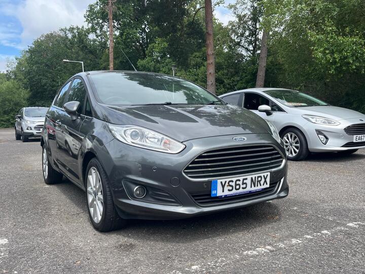 Ford Fiesta 1.0T EcoBoost Titanium Euro 6 (s/s) 5dr