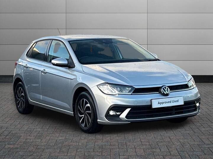 Volkswagen Polo 1.0 TSI Life Euro 6 (s/s) 5dr Volkswagen Polo 1.0 TSI Life Euro 6 (s/s) 5dr