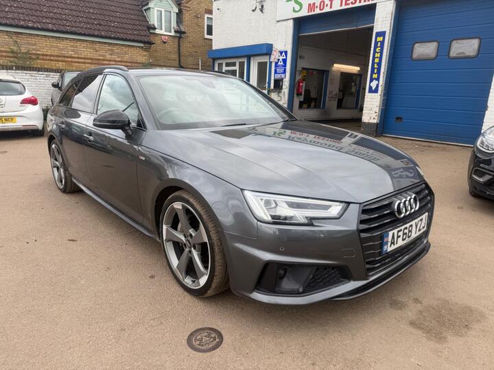 Audi A4 Avant 2.0 TDI 40 Black Edition S Tronic Euro 6 (s/s) 5dr Audi A4 Avant 2.0 TDI 40 Black Edition S Tronic Euro 6 (s/s) 5dr
