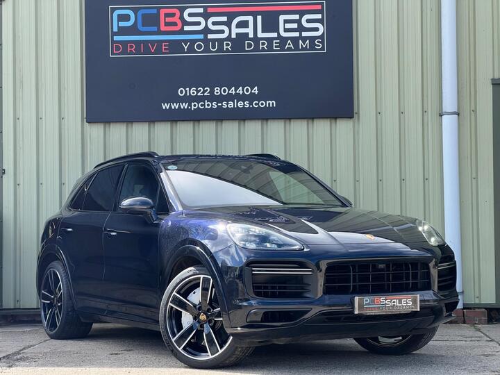 Porsche Cayenne 4.0T V8 Turbo TiptronicS 4WD Euro 6 (s/s) 5dr Porsche Cayenne 4.0T V8 Turbo TiptronicS 4WD Euro 6 (s/s) 5dr