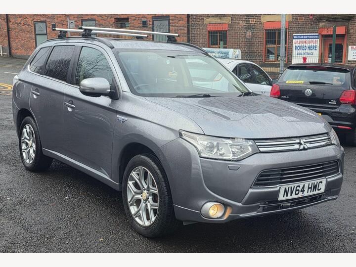 Mitsubishi Outlander 2.0h 12kWh GX4h CVT 4WD Euro 5 (s/s) 5dr Mitsubishi Outlander 2.0h 12kWh GX4h CVT 4WD Euro 5 (s/s) 5dr