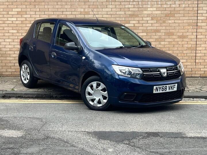 Dacia SANDERO 0.9 TCe Essential Euro 6 (s/s) 5dr Dacia SANDERO 0.9 TCe Essential Euro 6 (s/s) 5dr