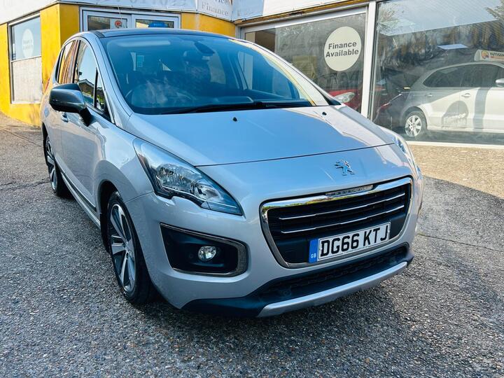 Peugeot 3008 1.6 BlueHDi Allure Euro 6 (s/s) 5dr Peugeot 3008 1.6 BlueHDi Allure Euro 6 (s/s) 5dr