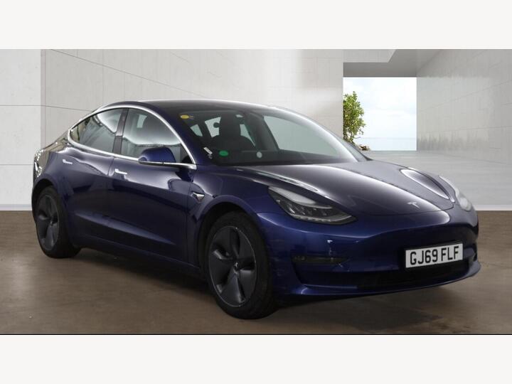 Tesla Model 3 Standard Range Plus Auto RWD 4dr